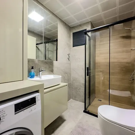 Apartment Havalimanina Yakin Havuzlu 1+1 Lux Antalya